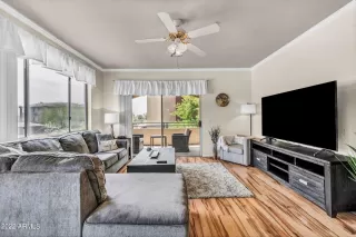 Photo #2: 6394223 Listing