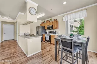 Photo #3: 6394223 Listing