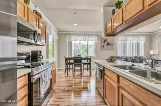 Photo #5: 6394223 Listing