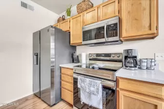 Photo #6: 6394223 Listing