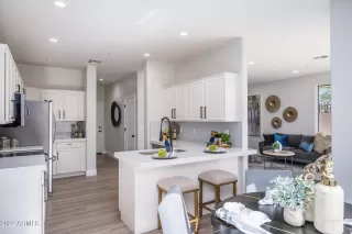 Photo #1: 6394315 Listing