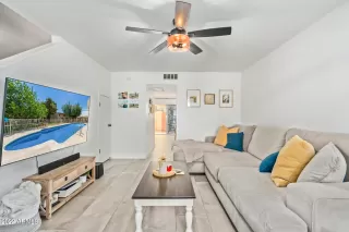 Photo #2: 6394371 Listing