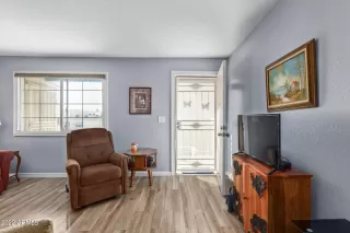 Photo #5: 6394411 Listing 