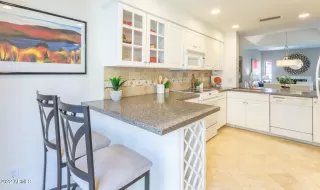 Photo #2: 6394527 Listing