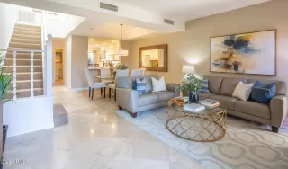 Photo #4: 6394527 Listing