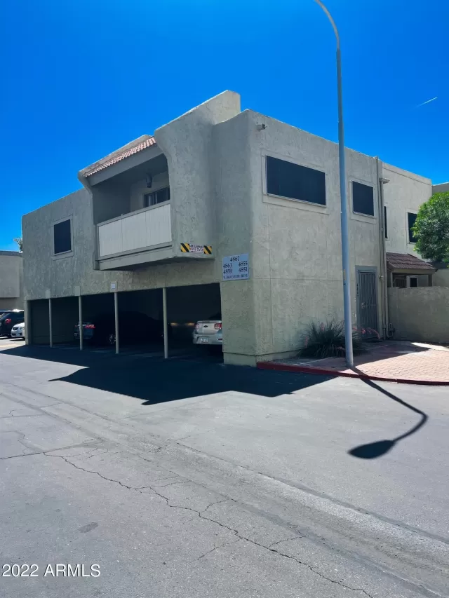 MLS: 6394653 Condo For Sale
