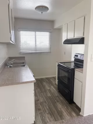 Photo #3: 6394653 Listing