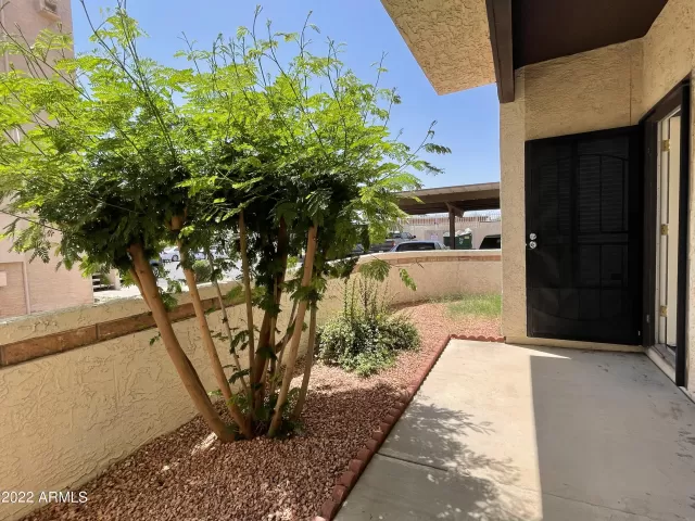 MLS: 6394663 Condo For Sale