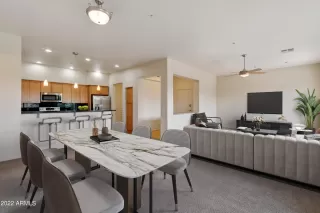 Photo #4: 6394855 Listing