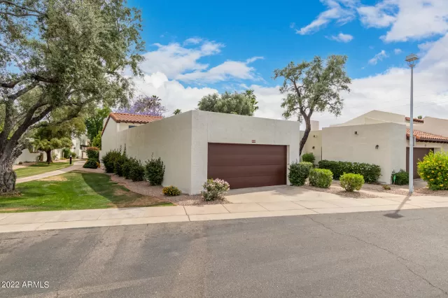 MLS: 6394913 Condo For Sale