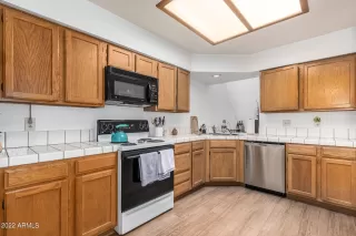 Photo #3: 6394913 Listing 