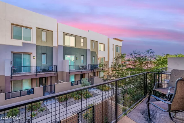 MLS: 6394938 Condo For Sale