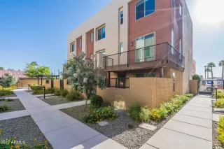 Photo #3: 6394938 Listing