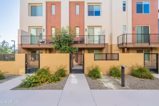 Photo #4: 6394938 Listing