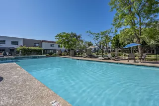 Photo #5: 6394982 Listing