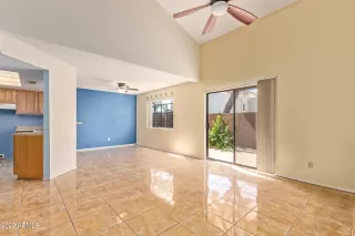 Photo #3: 6395203 Listing 