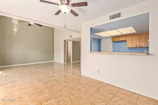 Photo #6: 6395203 Listing 