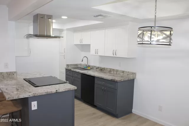 MLS: 6395218 Condo For Sale