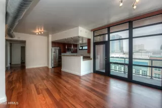 Photo #2: 6395320 Listing