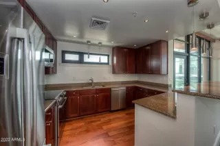 Photo #3: 6395320 Listing