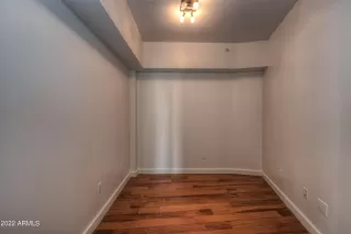 Photo #4: 6395320 Listing