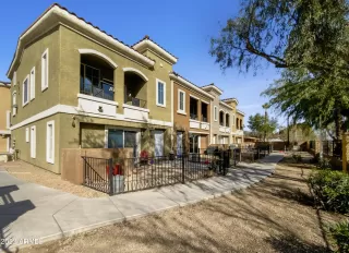 Photo #5: 6395447 Listing 