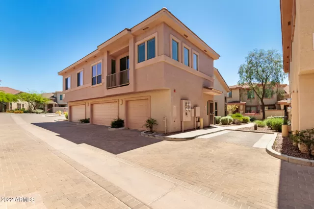 MLS: 6395557 Condo For Sale