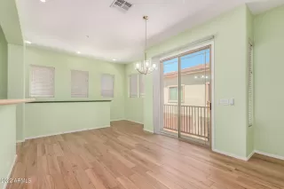 Photo #5: 6395557 Listing 