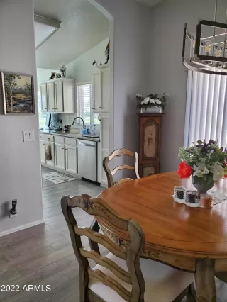 Photo #3: 6395616 Listing