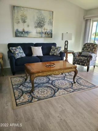 Photo #5: 6395616 Listing