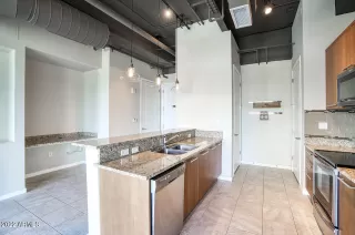 Photo #4: 6395660 Listing 