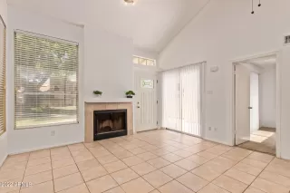 Photo #5: 6395674 Listing