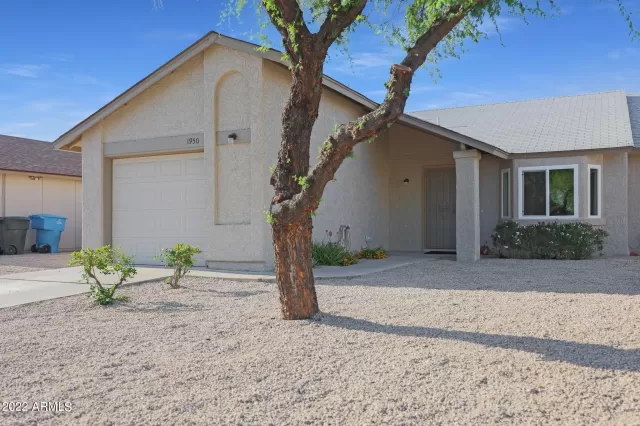 MLS: 6395737 Condo For Sale