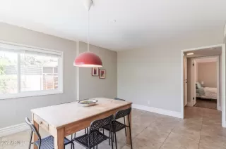 Photo #5: 6395743 Listing