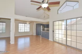 Photo #2: 6395798 Listing