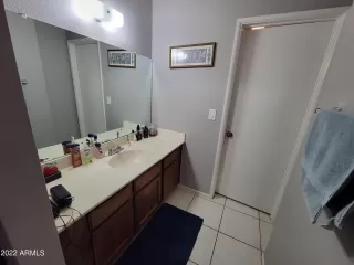 Photo #6: 6396033 Listing