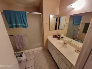 Photo #6: 6396085 Listing