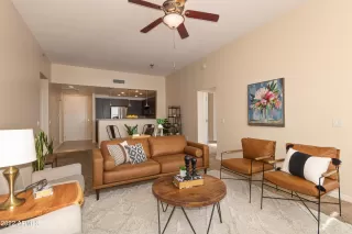 Photo #2: 6396100 Listing 