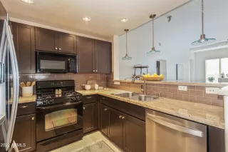 Photo #4: 6396100 Listing 