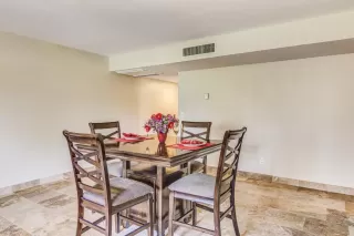 Photo #2: 6396120 Listing