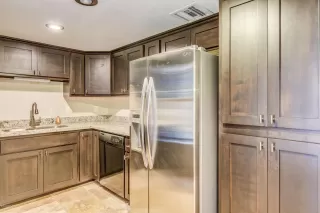 Photo #6: 6396120 Listing