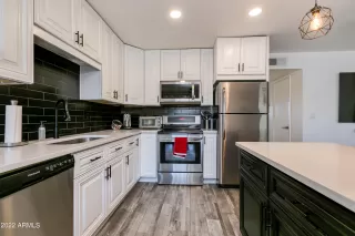 Photo #5: 6396129 Listing 