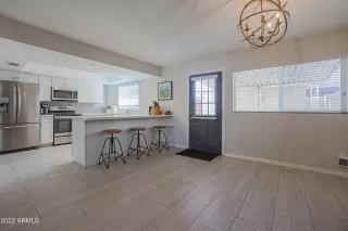 Photo #3: 6396155 Listing