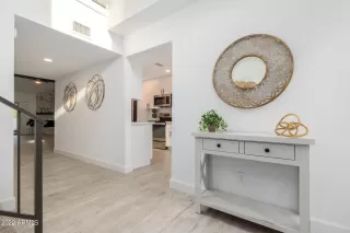 Photo #4: 6396265 Listing