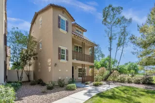 Photo #2: 6396328 Listing