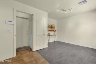 Photo #6: 6396328 Listing