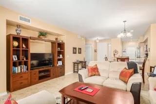 Photo #3: 6396361 Listing 