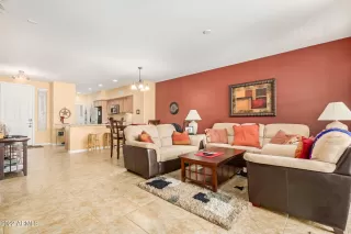 Photo #5: 6396361 Listing 