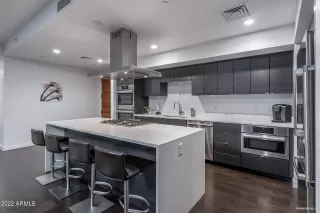 Photo #5: 6396487 Listing