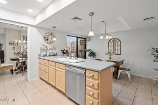 Photo #3: 6396783 Listing 